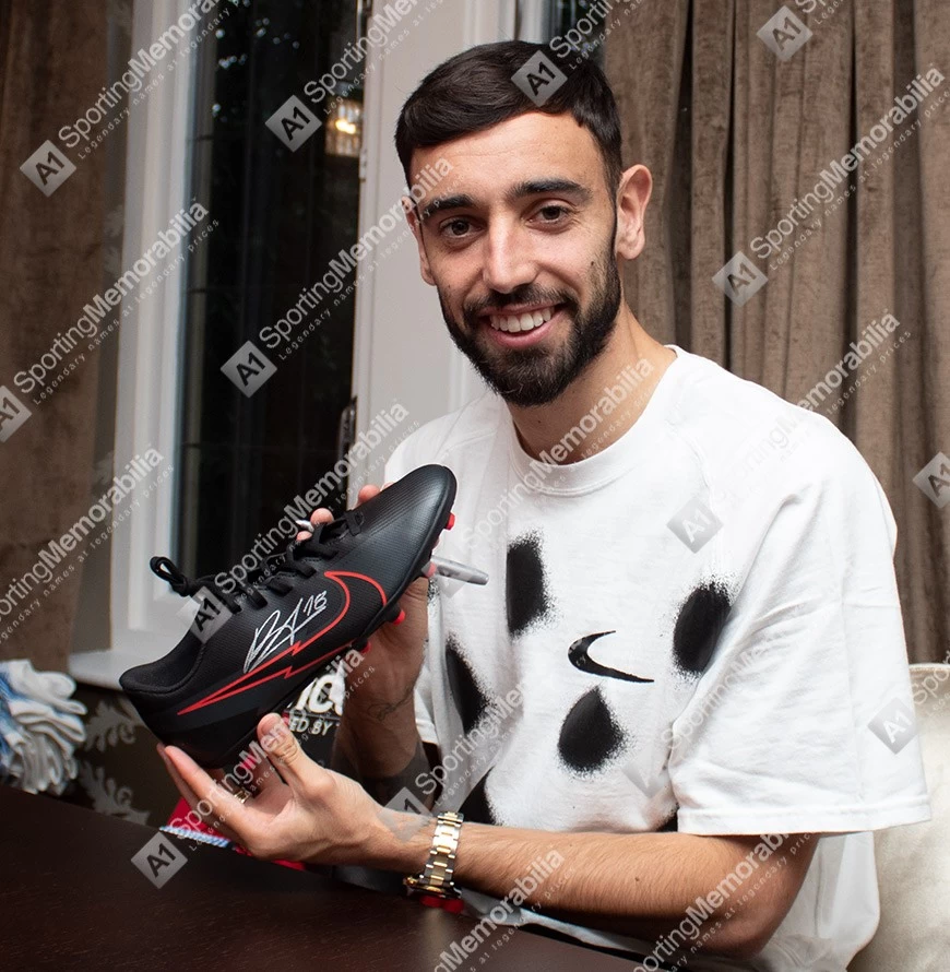 Bruno Fernandes Signed Football Boot - Nike Vapor, Black/Red - In Acrylic Photo Display Case - Image 4