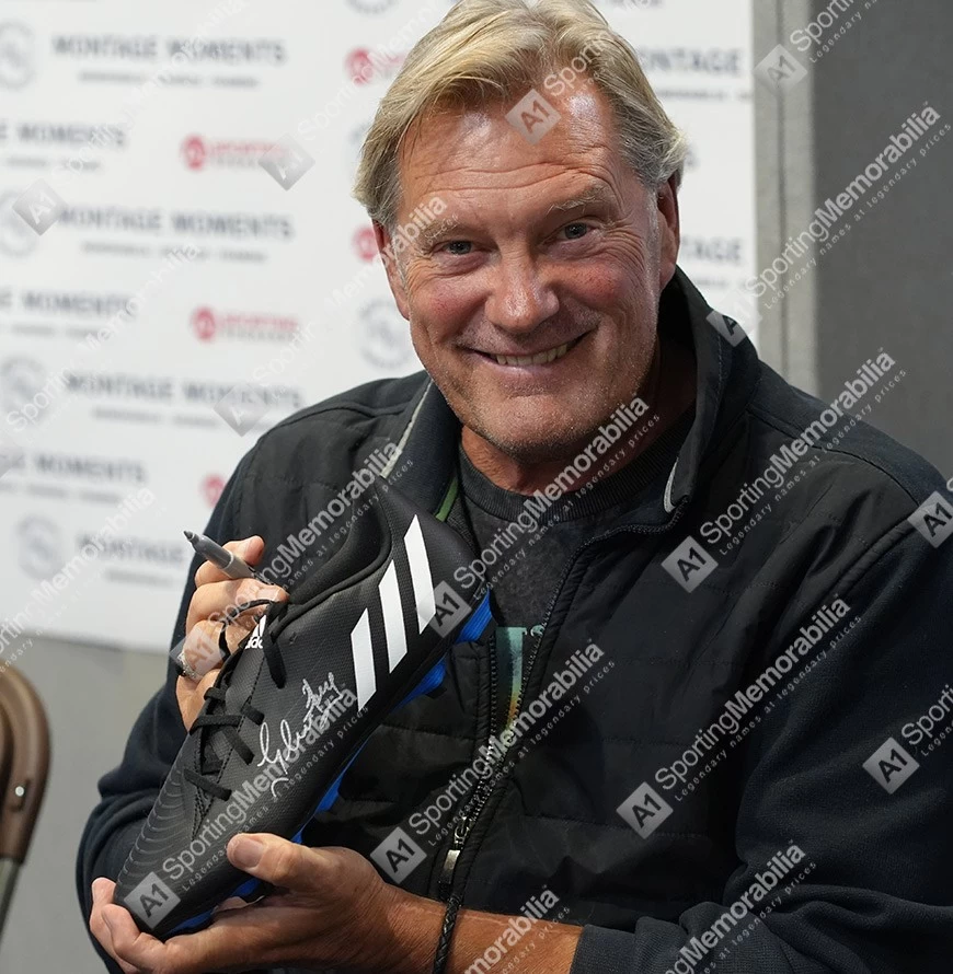 Framed Glenn Hoddle Signed Football Boot - Adidas - Bubble Framed - Image 3