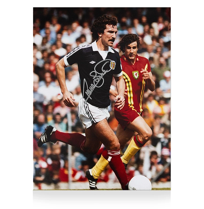Graeme Souness Signed Scotland Photo - Scottish Football Legend