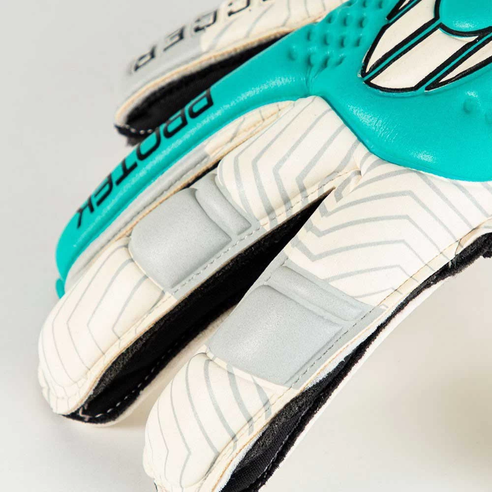 Protek Ergo Flat Goalkeeper Gloves - Image 4