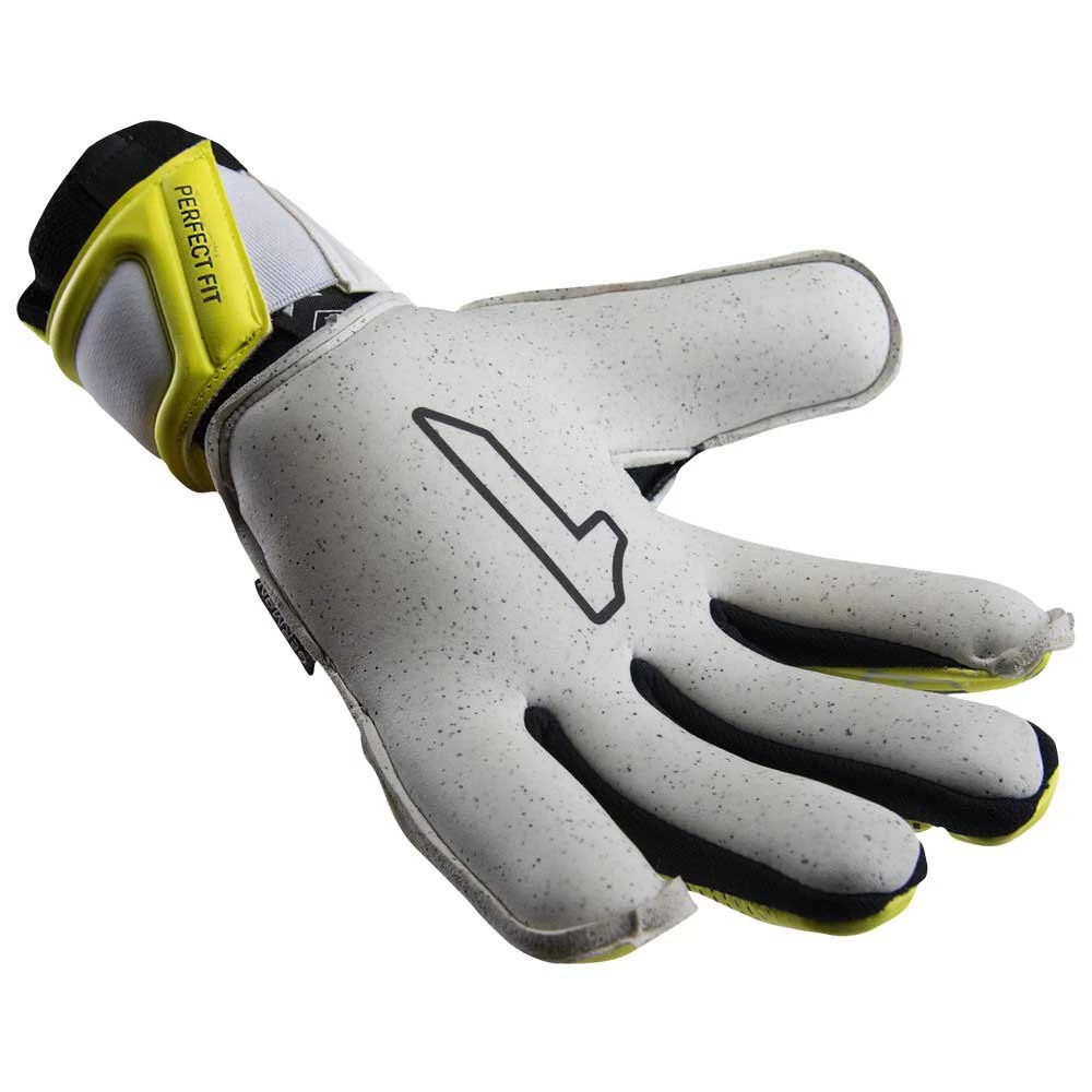 Egotiko Stellar Alpha Junior Goalkeeper Gloves - Image 8