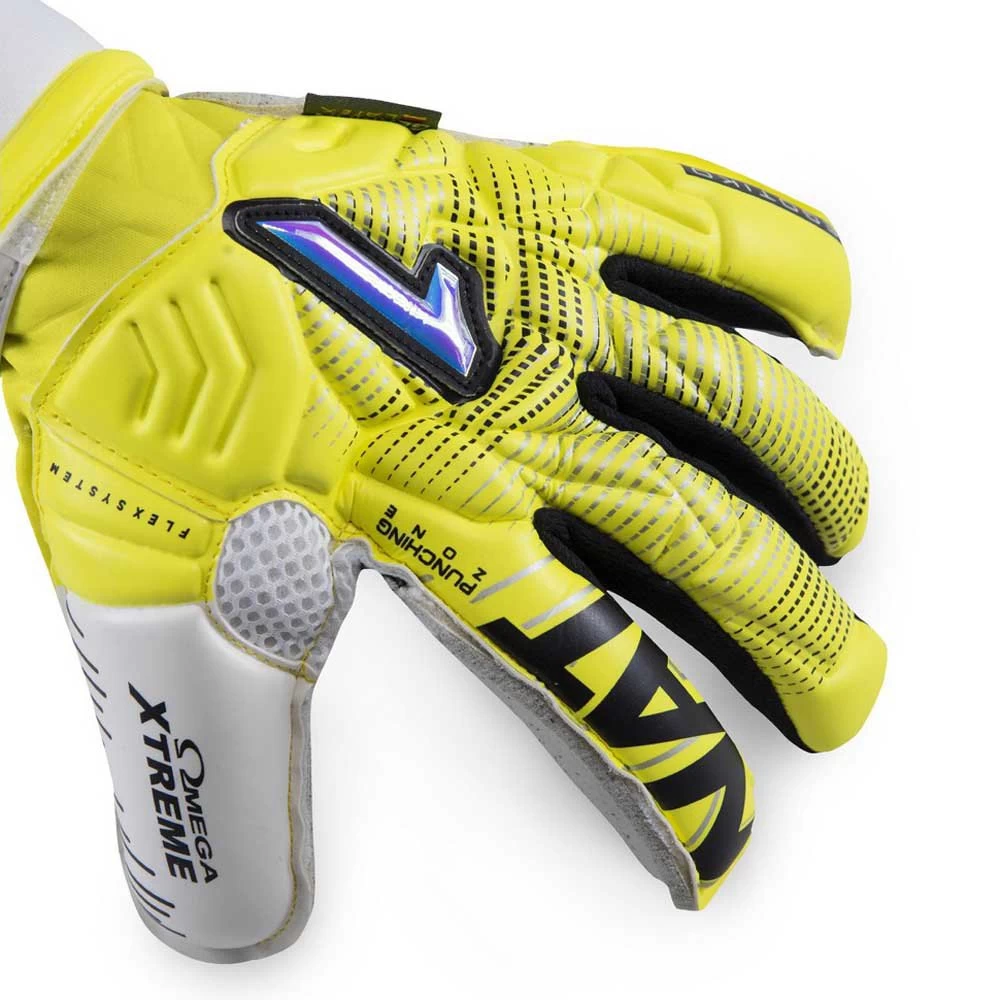 Egotiko Stellar Alpha Junior Goalkeeper Gloves - Image 10