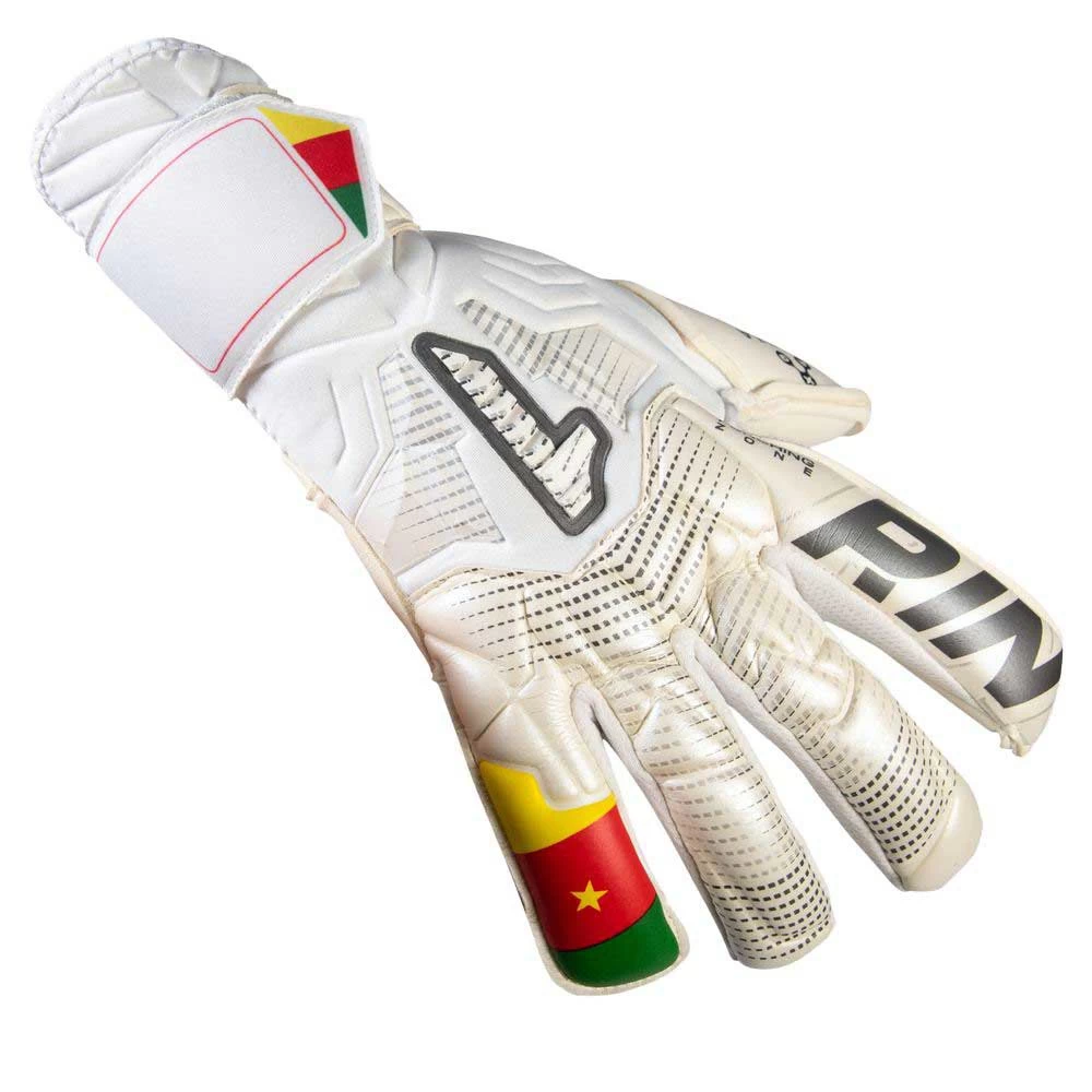 Egotiko Stellar AO Pro Goalkeeper Gloves - Image 5