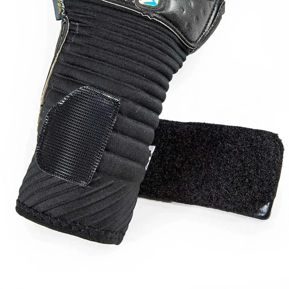 Kancerbero Invictus Pro Goalkeeper Gloves - Image 7